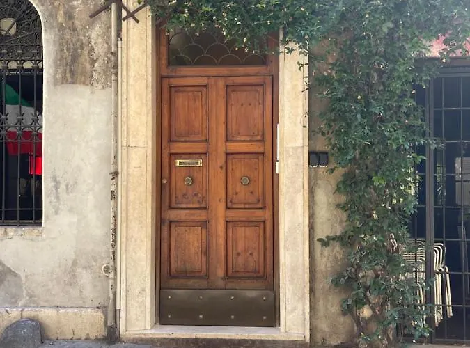 Madonna Dei Monti Apartamento *